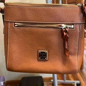 Dooney & Bourke Pebbled Leather Crossbody EUC